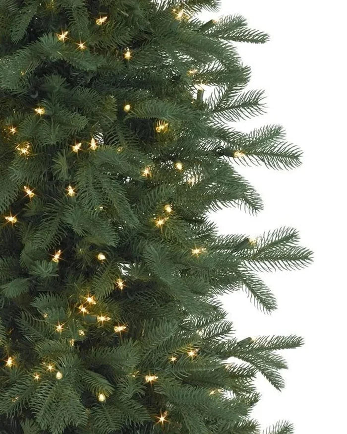 Árvore de Natal Cathedral Fir Slim com Luzes LED Embutidas e Suporte Metálico