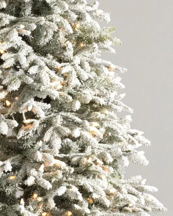 Árvore de Natal Norway Spruce com Galhos Ajustáveis e Luzes LED Coloridas
