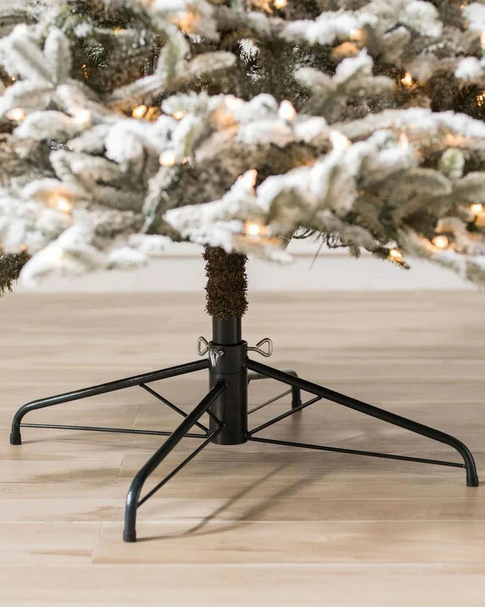 Árvore de Natal Nevada Frosted Fraser com Luzes LED Embutidas e Galhos Flexíveis