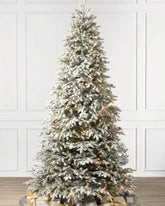 Árvore de Natal Nevada Frosted Fraser com Luzes LED Embutidas e Galhos Flexíveis