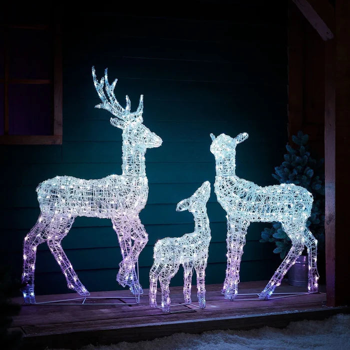 Conjunto de Renas com Iluminação LED RGB Inteligente e Controle via Wi-Fi – Inovação e Elegância para Seu Natal