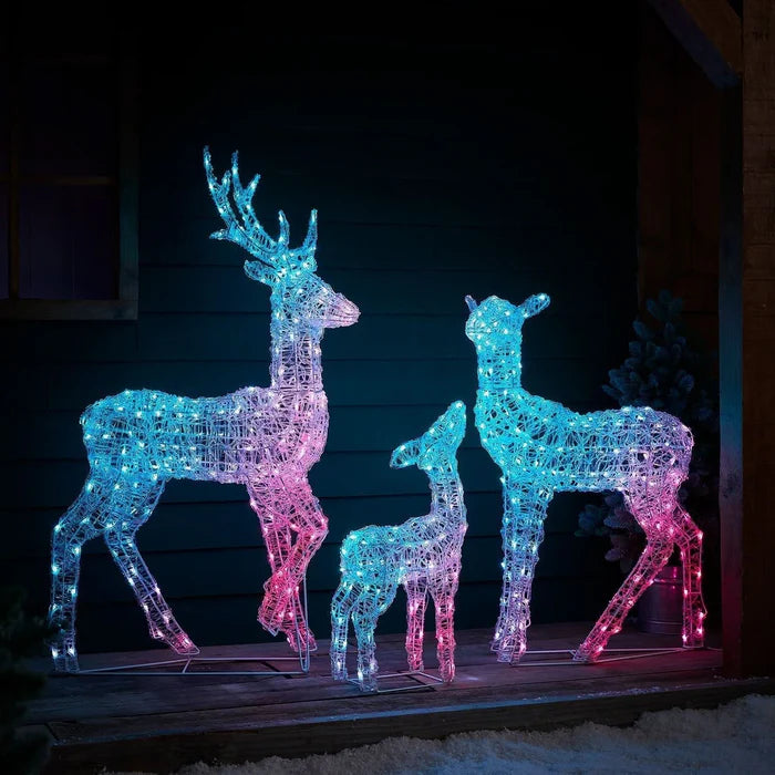 Conjunto de Renas com Iluminação LED RGB Inteligente e Controle via Wi-Fi – Inovação e Elegância para Seu Natal