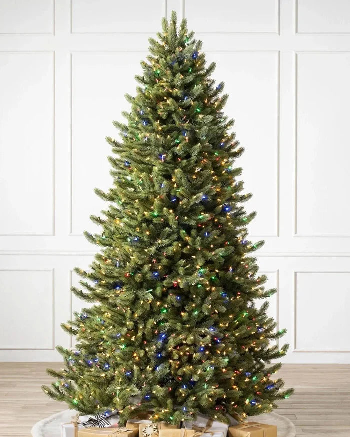 Árvore de Natal Fir com Luzes LED Coloridas Embutidas e Base Metálica